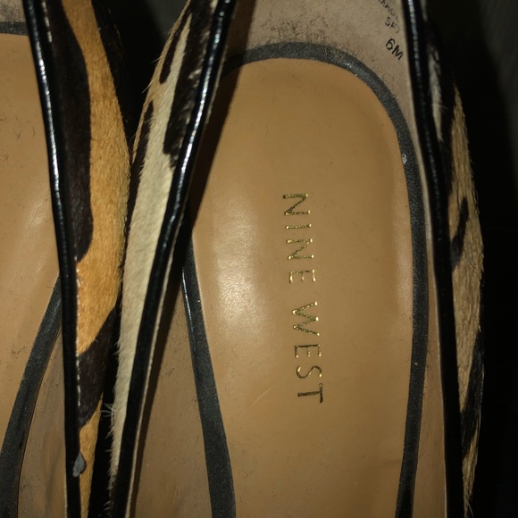 Nine West tiger striped shoes - Picture 5 of 6
